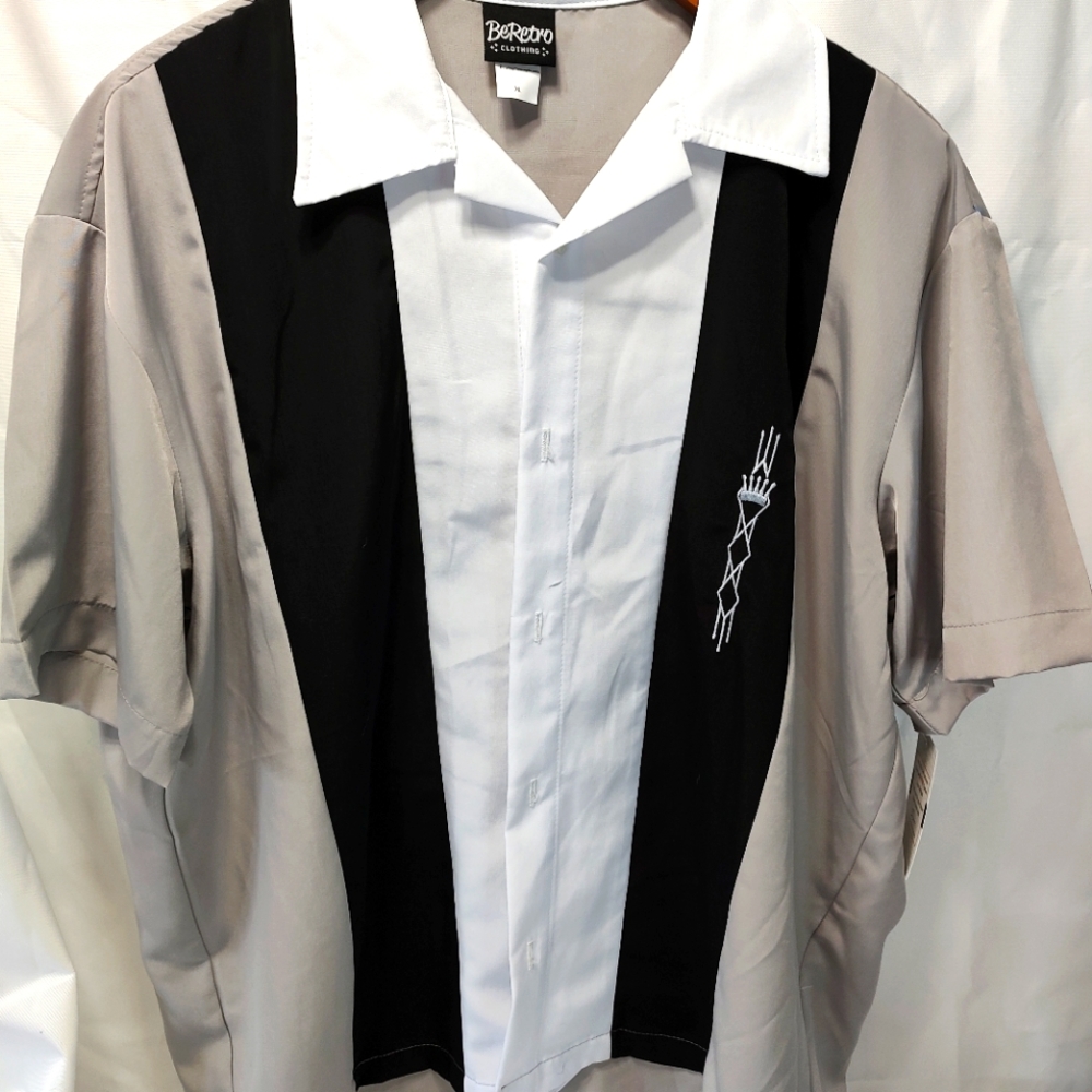 NWT Be-Retro Button Up Camp Shirt Size Xl